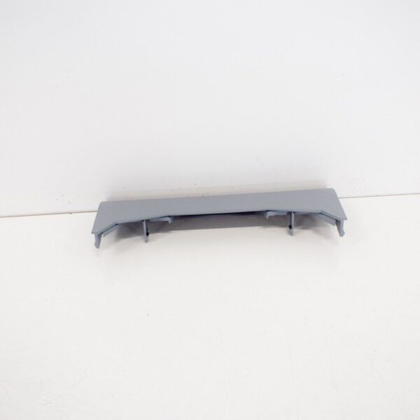 Audi A7 4G front right end cap 4G8853446GRU NEW - Image 3