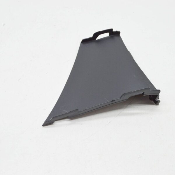 Audi A6 C8 Avant air routing strip front right 4K0121764G - Image 4