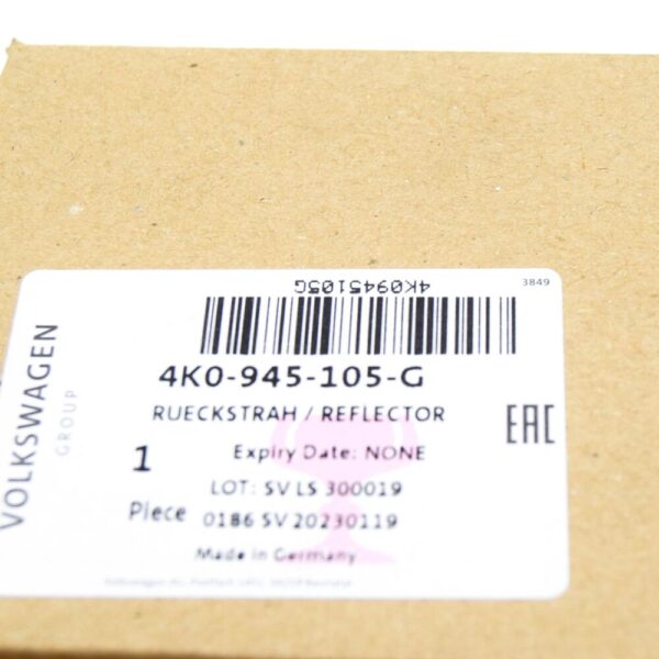Audi A6 C8 bumper reflector rear left 4K0945105G NEW
