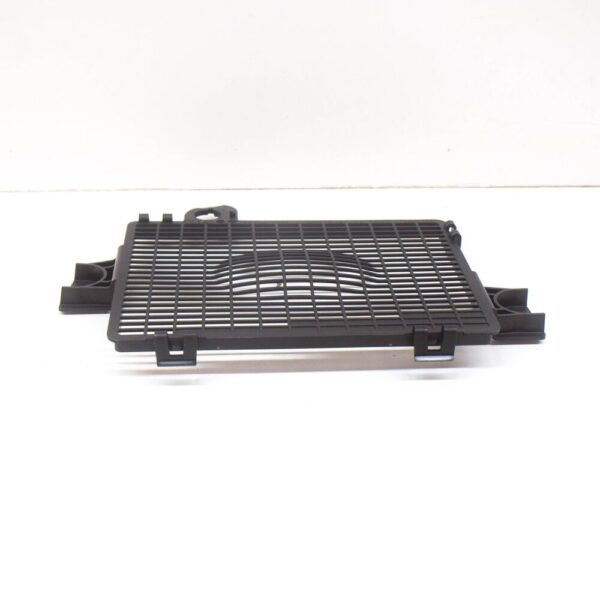 Audi A6 C8 front panel radiator grille leaf LHD 4K1819408D NEW ORIGINAL - Image 4
