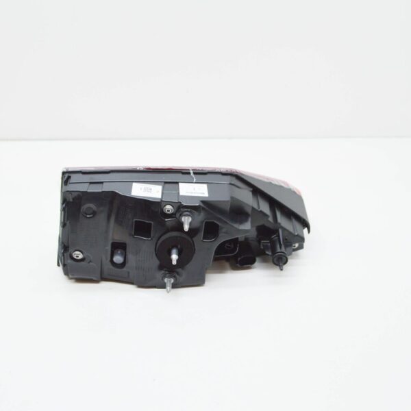 Audi A6 C8 tailgate taillight rear left 4K5945093C NEW ORIGINAL - Image 4