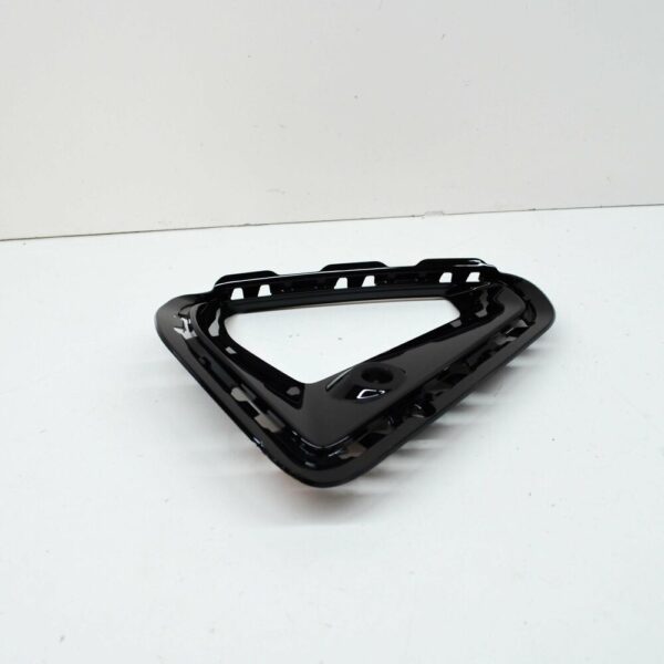 AUDI E-TRON GEN Front Bumper Right Air Guide Trim 4KE121736CY9B NEW ORIGINAL - Image 4