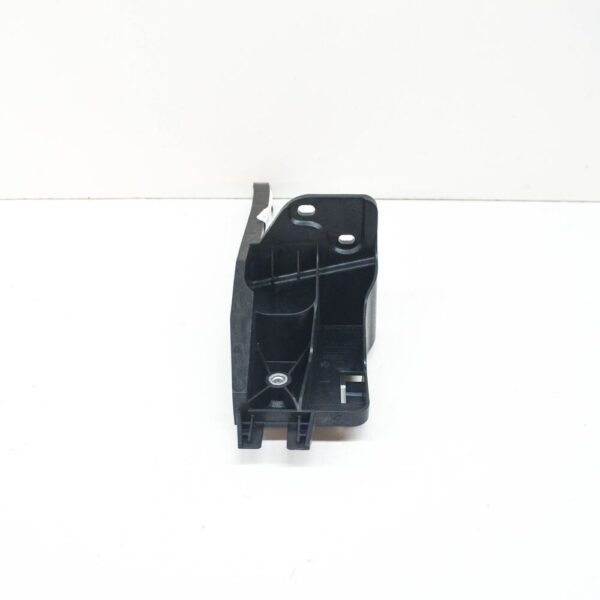 NEW AUDI E-TRON FRONT LEFT COOLER LOWER CLIP 4KE807135 ORIGINAL - Image 4