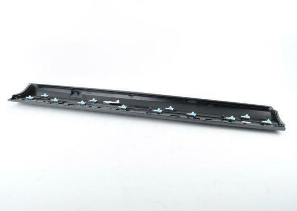 4L0-853-960-H-V7W
