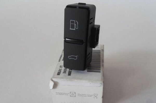 Audi Q7 07-09 Luggage Fuel Door Release Switch - Image 5