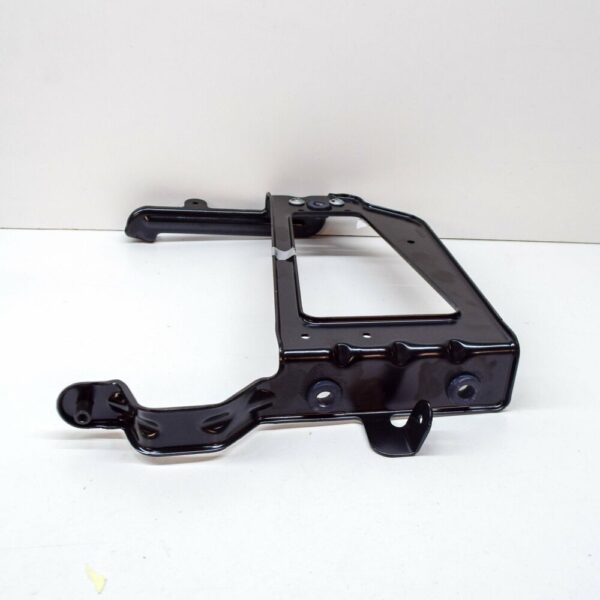 NEW AUDI Q7 4M FRONT ADDITIONAL COOLER MOUNT BRACKET UPPER 4M0121262R - Image 5