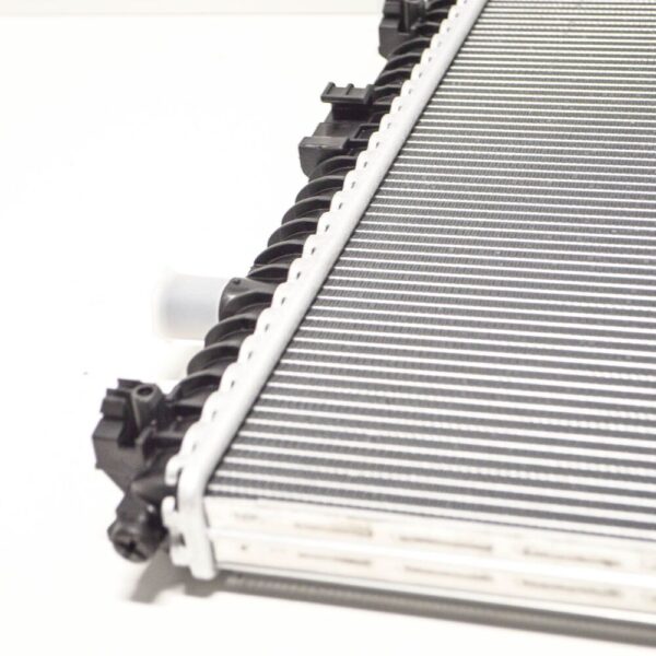 Audi Q7 4M MK2 auxiliary cooler 4M0145804AA NEW - Image 5