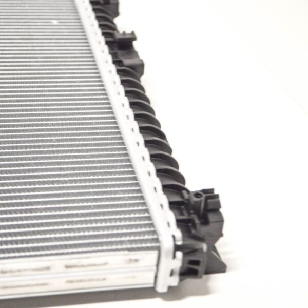 Audi Q7 4M MK2 auxiliary cooler 4M0145804AA NEW
