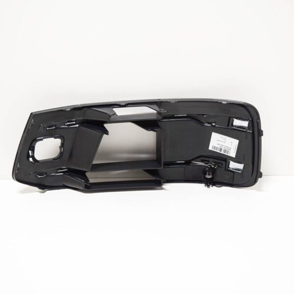 Audi Q7 4M front bumper right grille 4M0807682T4W3 new - Image 4