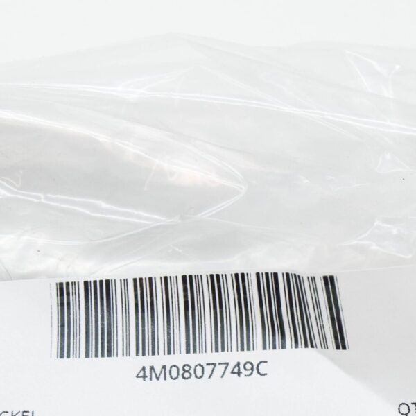 Audi Q7 4M end cap for front bumper right 4M0807749C