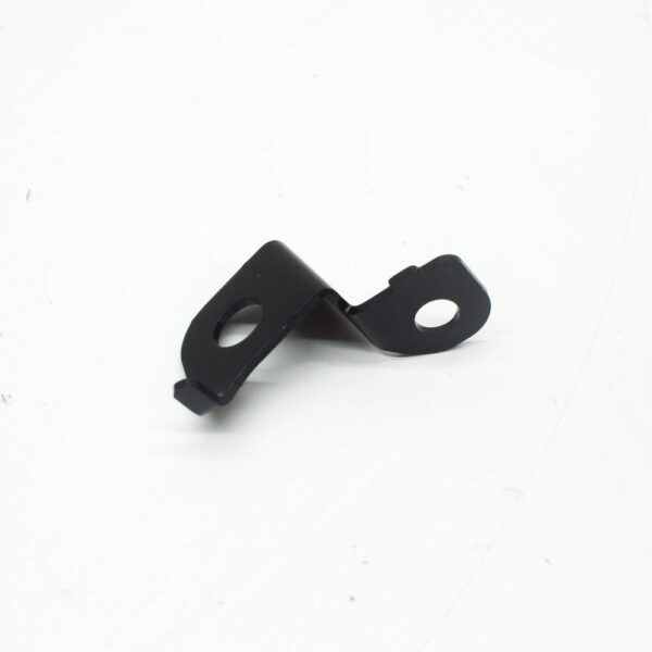 Audi Q7 4M Front Right Wheelhousing Liner Bracket 4M0821990A NEW ORIGINAL