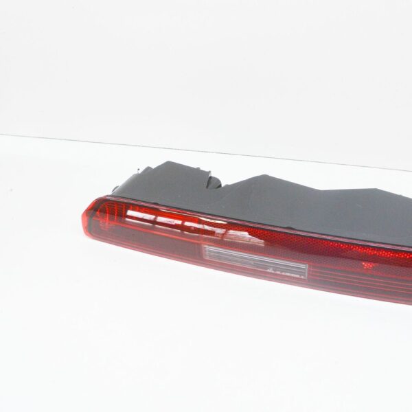 Audi Q7 4M rear right bumper lower taillight 4M0945096A NEW ORIGINAL