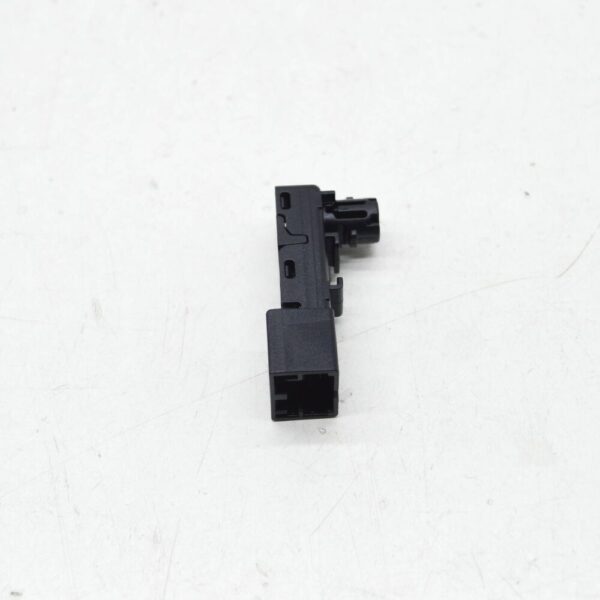 NEW AUDI Q7 4M REAR RIGHT DOOR CARD PANEL LED MODULE 4M0947355D ORIGINAL - Image 3