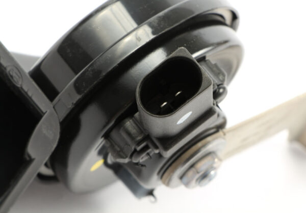 4M0-951-210