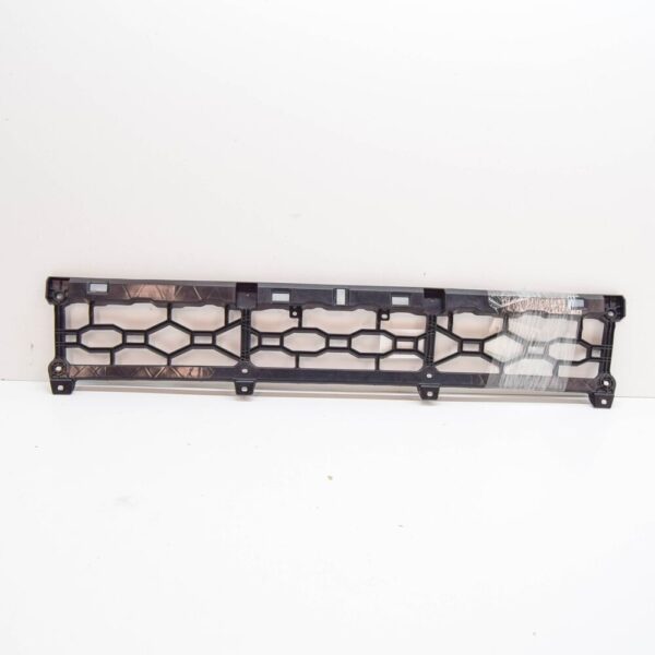 AUDI RSQ8 FRONT BUMPER CENTRE GRILLE 4M8807647B NEW ORIGINAL - Image 4