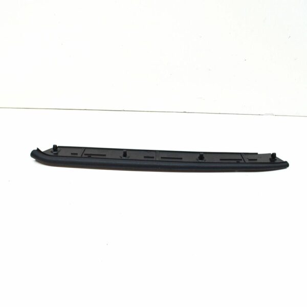 NEW AUDI Q8 FRONT RIGHT BONNET BAFFLE 4M8823126 ORIGINAL - Image 3