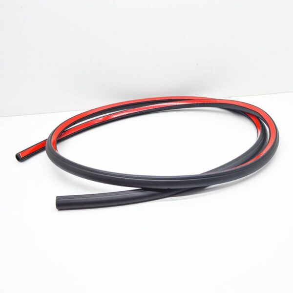 NEW AUDI Q8 4MN FRONT OUTER DOOR SEAL RUBBER 4M8837911 - Image 4