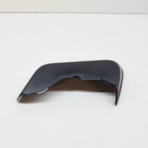 Audi Q8 rear left tailgate taillight cover 4M8945255 NEW ORIGINAL - Image 4