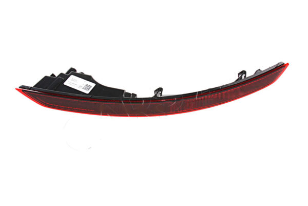 4M8945702A