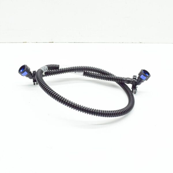 NEW AUDI Q8 4MN HEADLIGHT WASHER NOZZLE PIPE 4M8955972 ORIGINAL - Image 3