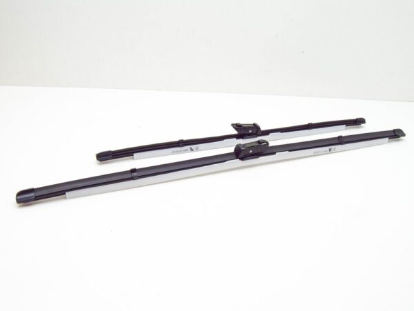 Audi Q8 Front Windshield Aerodynamic Wiper Blade Set LHD 4M8998002 NEW ORIGINAL - Image 4
