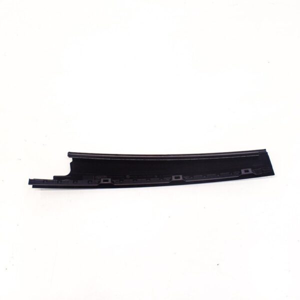 VW Golf Sportsvan door trim B-pillar rear right outside AM1 510839902C041 - Image 3
