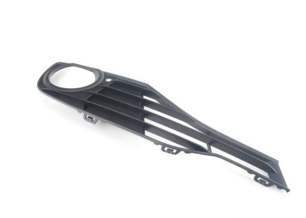 BMW F30 Original 51117255370 Partially Open Grill Fog Blender - Image 4