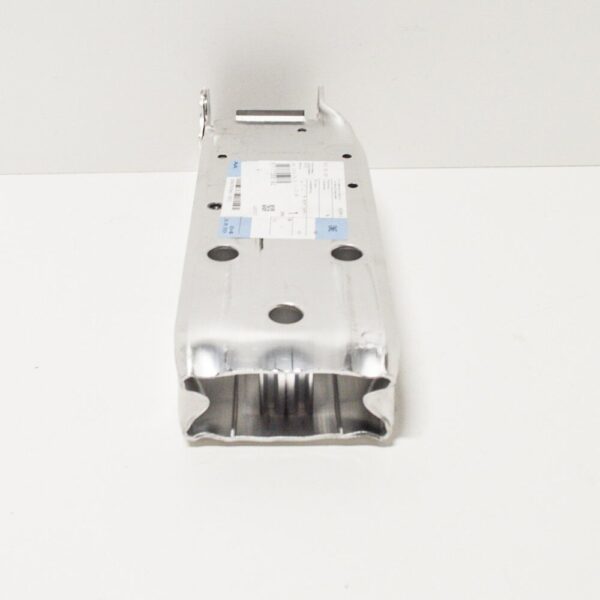 BMW 3 F30 front bumper right carrier 51117266192 new - Image 5