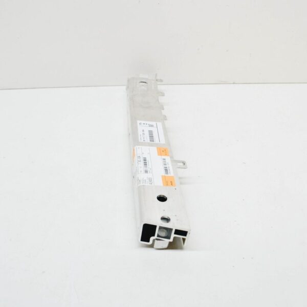 BMW 2 F45 front bumper bottom right adapter 51117301604 7301604 2015 new - Image 5