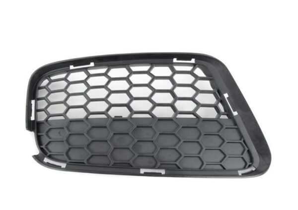 BMW X1 E84 2009 2015 ORIGINAL Partially Open Grille Set 51117845542 - Image 4