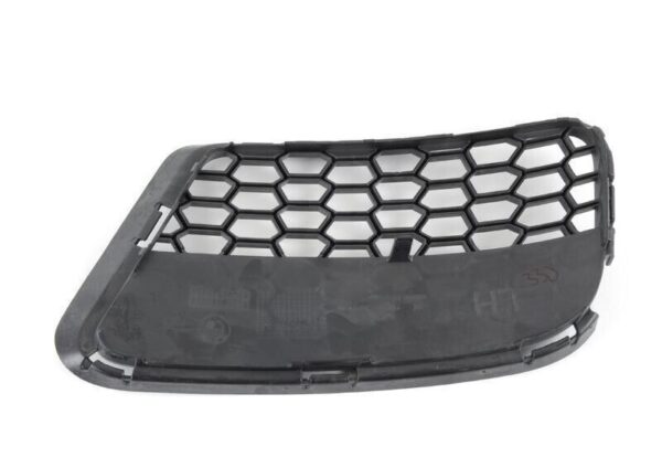 BMW X1 E84 2009 2015 ORIGINAL Partially Open Grille Set 51117845542 - Image 5