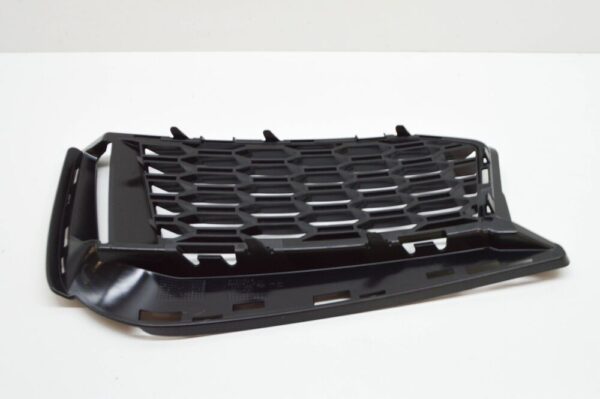 BMW 5 G30 Front Bumper Right Air Intake Grille 51118063422 NEW ORIGINAL - Image 5