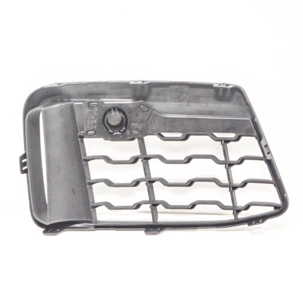 BMW X1 F48 front M sport bumper right radiator grille 51118072776 2015 NEW