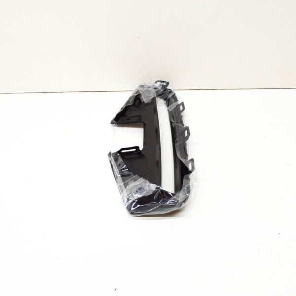 BMW M4 Coupe G22 G82 Front Right Bumper Grille 8077070 51118077070 NEW - Image 5