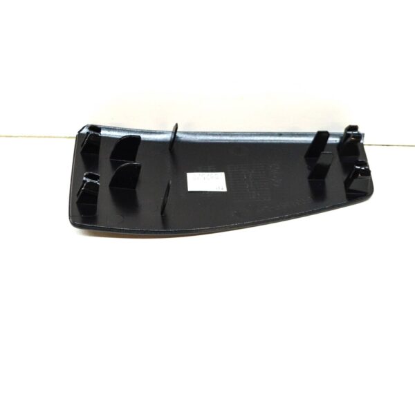BMW X5 G05 Front Bumper Towing Eye Cover Left M 51118092124 ORIGINAL - Image 5