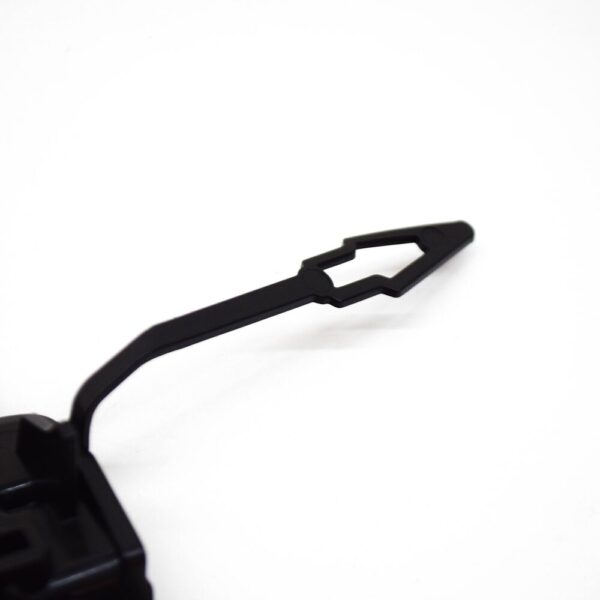 BMW X5 F15 M REAR BUMPER TOWING EYE COVER 51128081621 NEW ORIGINAL