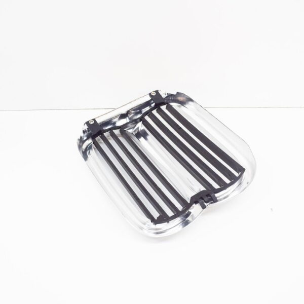 BMW 5 E12 radiator grille for front bumper 51131817683, original part - Image 4