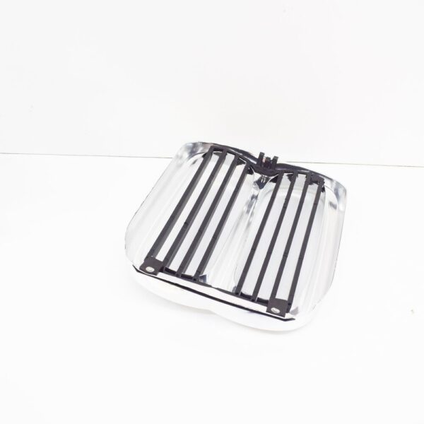 BMW 5 E12 radiator grille for front bumper 51131817683, original part - Image 5