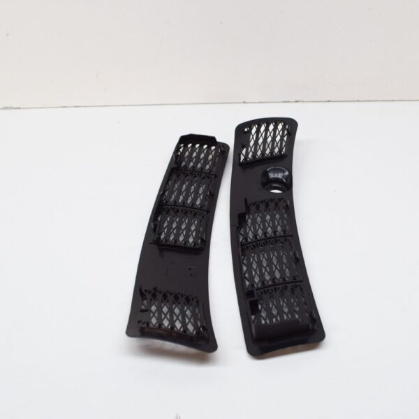 BMW 3 E30 Front Windshield Grills Left A Right Set 1904571 1904572 LHD NEW OEM - Image 4