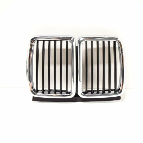 New ORIGINAL BMW 3 Series E30 M3 Coupe Front Radiator Grill 2233001 OEM - Image 4