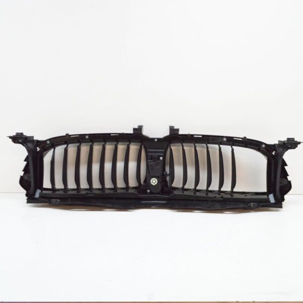 BMW 6 Gran Turismo G32 Front Bumper Grille 51137497778 NEW ORIGINAL - Image 5