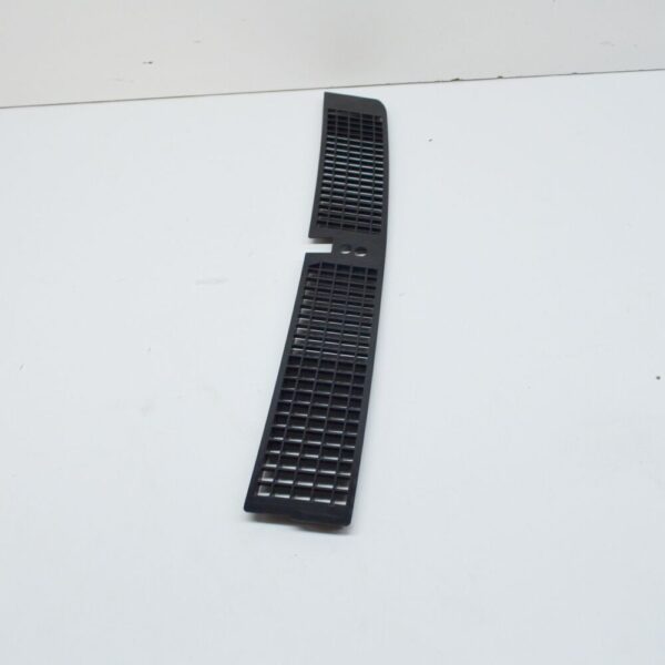 NEW GENUINE OEM 51138166657