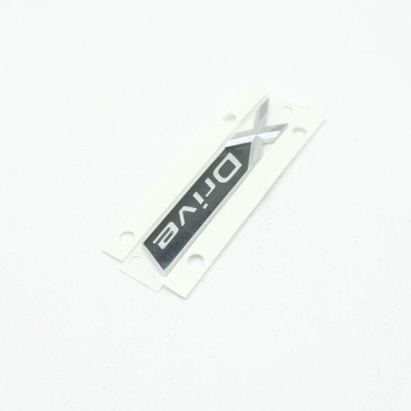 BMW 5 Touring G31 tailgate emblem 51147437102 7437102 NEW ORIGINAL - Image 5