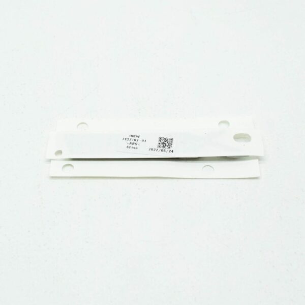 BMW 5 Touring G31 tailgate emblem 51147437102 7437102 NEW ORIGINAL