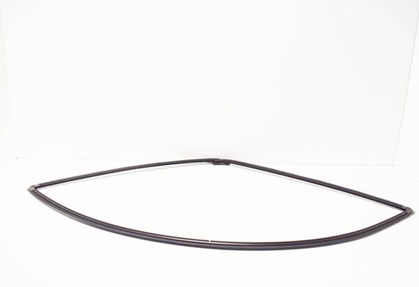 BMW 3 E90 Rear Windscreen Rubber Seal 51317061970 7061970 NEW ORIGINAL - Image 4