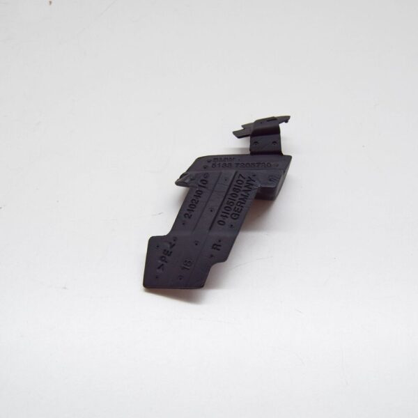 BMW X3 F25 Front Right B-Pillar Closing Panel Seal 51337205720 NEW