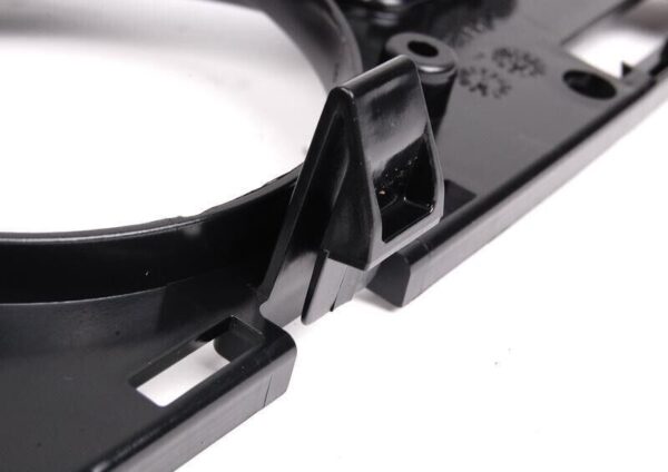 BMW E90 E92 E93 ORIGINAL Speaker Cover Bracket 51457123751 - Image 5