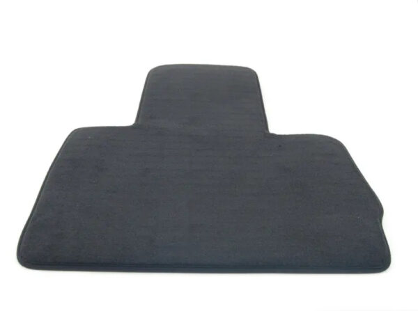 BMW X5 E53 Floor Mat Set 51478245331 8245331 NEW ORIGINAL - Image 4
