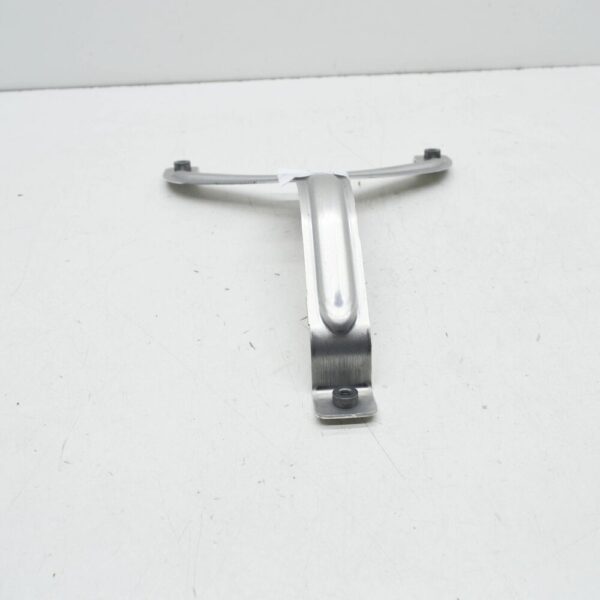 NEW BMW 5 G30 FRONT PANEL Y-BRACE SUPPORT 51647435937 - Image 4