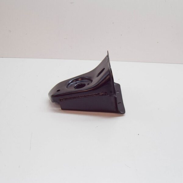 TOYOTA HILUX MK7 Cab Mounting No.2 Left Bracket 517040K010 NEW GENUINE - Image 3